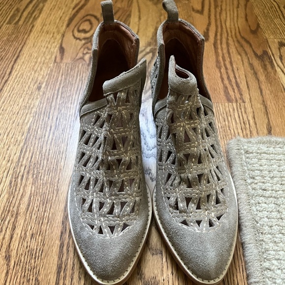 Jeffrey Campbell Spencer Shoeboot Sz. 6 - Picture 2 of 8